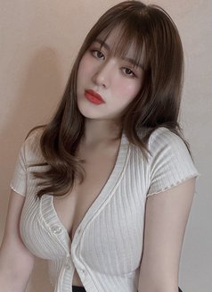 Sulya - masseuse in Dammam Photo 1 of 5