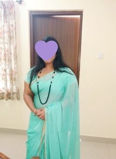 Suma Reddy Desi Wife Cam - escort in London Photo 2 of 5