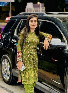 Suman 21 Years Old Indian - escort in Dubai Photo 3 of 7