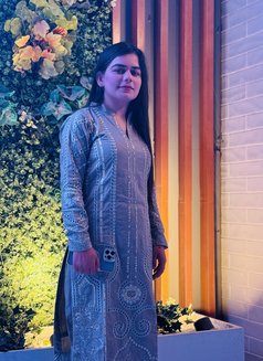 Suman 21 Years Old Indian - escort in Dubai Photo 7 of 7
