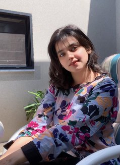 Suman 21 Years Old Indian - puta in Dubai Photo 6 of 7
