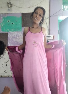 Suman Devi - escort in Jaipur Photo 1 of 2