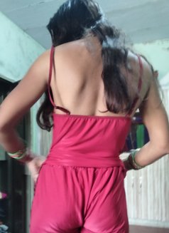 Suman Devi - escort in Jaipur Photo 2 of 2