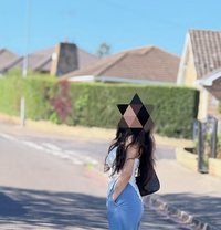 Suman - escort in Johannesburg Photo 1 of 3