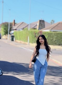 Suman - escort in Johannesburg Photo 2 of 3