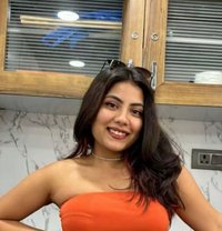 Suman - escort in Mauritius