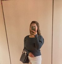 Suman - escort in New Delhi