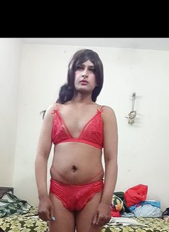 Suman I'm cressdresser boy I'm - Transsexual escort in New Delhi Photo 9 of 9