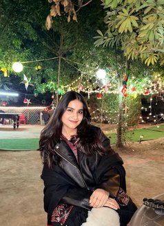 Prerna Cam and real meet - escort in Chennai Photo 1 of 3