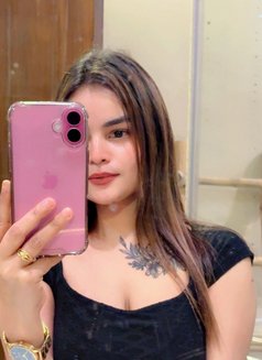 Suman - puta in Kochi Photo 6 of 11