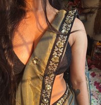 Suman - escort in Kochi
