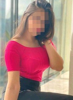 Suman - escort in Mumbai Photo 4 of 6