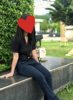 Khushi independent - escort in Noida Photo 1 of 3