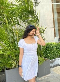 Suman Indian Model - escort in Dubai Photo 1 of 4