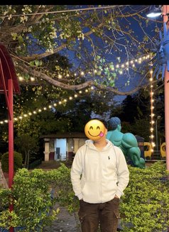 Suman - Acompañantes masculino in Kathmandu Photo 2 of 2