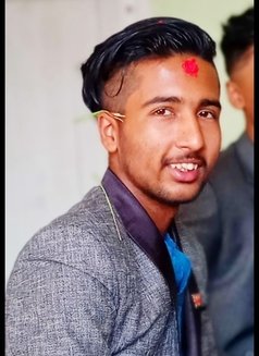Suman Parajuli - Acompañantes masculino in Kathmandu Photo 1 of 7