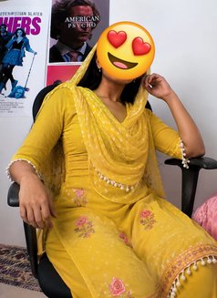 EXTRA HOT 20 YEARS ONLY🥀CAM🤍 - escort in New Delhi Photo 1 of 12
