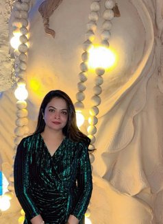 Suman Safe and Secure Call Girl - escort in Mauritius Photo 3 of 3