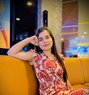 Suman 21 Young Indian - puta in Dubai Photo 5 of 11