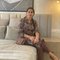 Suman Vip Escort Service - puta in Surat