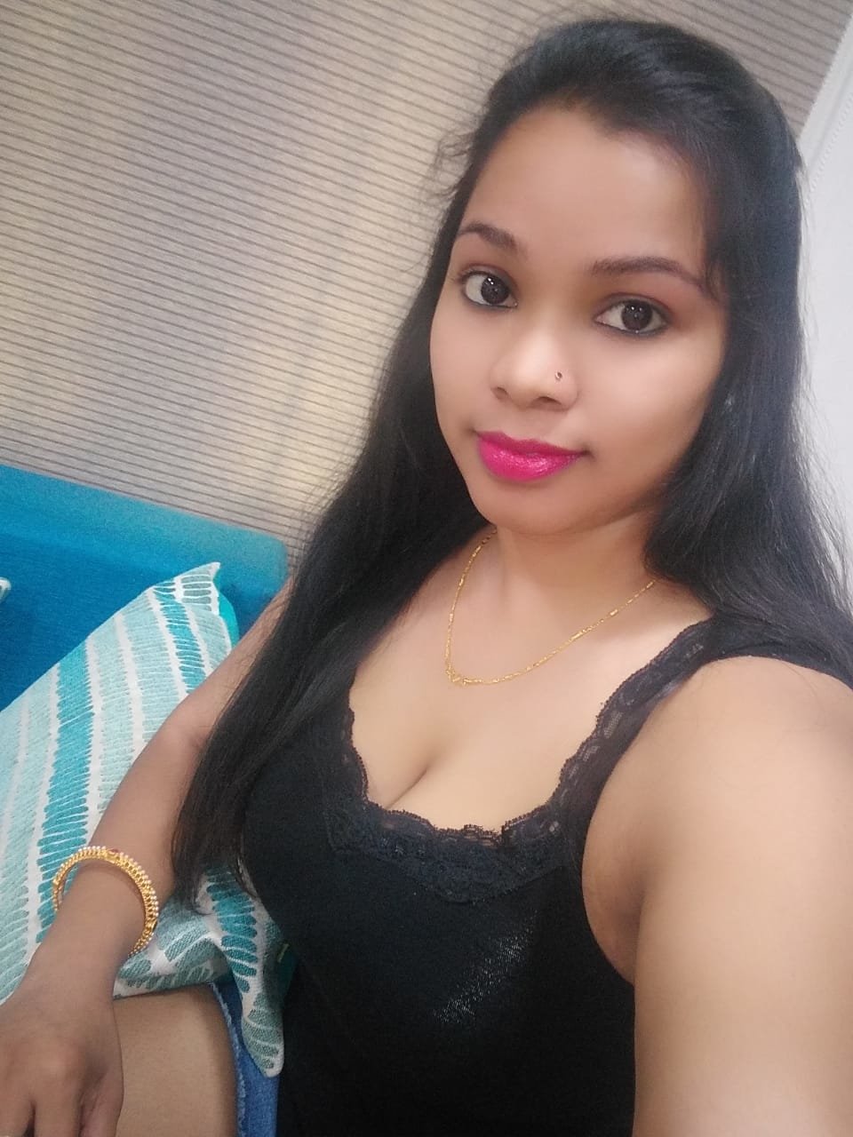 Sumana Hot Sexy Girl Escort Indian Escort In Varanasi