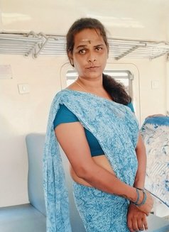 Sumathi Hot Transgender N Coimbatore +Vc - Acompañantes transexual in Coimbatore Photo 7 of 10