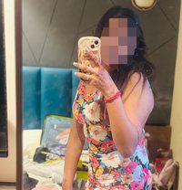 Real meet and live cam session - escort in Kolkata Photo 1 of 4