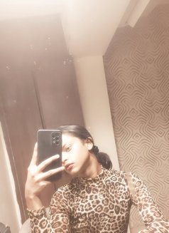 Sumi: The Bong - Transsexual escort in Pune Photo 7 of 8