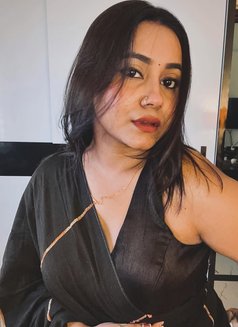 Sumiie - escort in Indore Photo 2 of 4