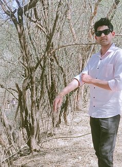 Sumit Call Boy Indore - Acompañantes masculino in Indore Photo 7 of 7