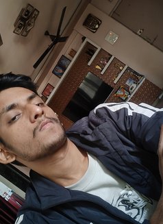 Sumit Dixit - Male escort in Mumbai Photo 1 of 5