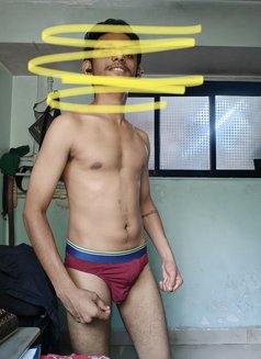 Sumit Dixit - Male escort in Mumbai Photo 3 of 5