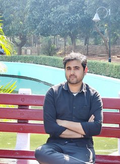 Sumit - Male escort in Kolkata Photo 6 of 10