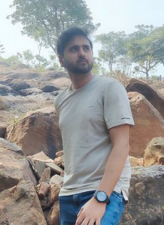 Sumit - Male escort in Kolkata Photo 9 of 10