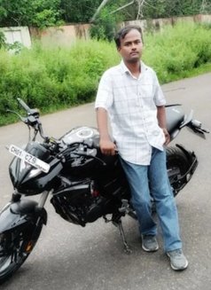 Sumit - Male escort in Chandigarh Photo 2 of 4