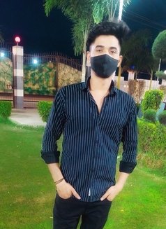 Sumit - Male escort in New Delhi Photo 1 of 2