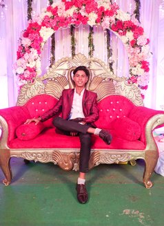 Sumit Paswan - Acompañantes masculino in Kolkata Photo 3 of 5