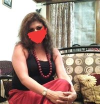 Sumita Bhabhi - escort in Chennai