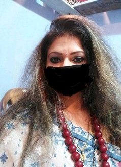 Sumita Chauhan - escort in New Delhi Photo 3 of 5