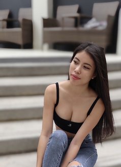 Summer Bangkok Girl - puta in Bangkok Photo 8 of 23