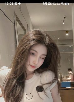 Summer - puta in Guangzhou Photo 2 of 4