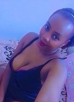 Summer - escort in Nakuru Photo 1 of 4