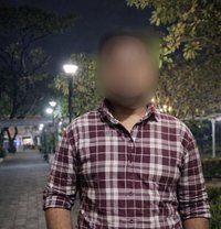 Sumto - Male escort in New Delhi