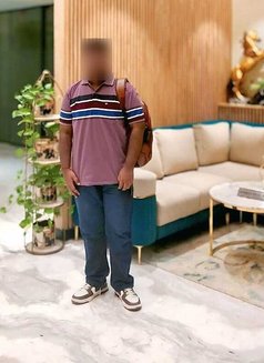 Sumto - Male escort in New Delhi Photo 3 of 3