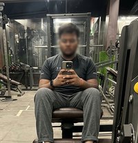 Sumto - Male companion in New Delhi