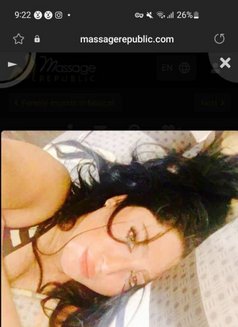 Sun - puta in Muscat Photo 5 of 9