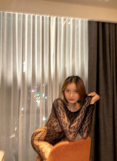 SUN MI - puta in Bangkok Photo 1 of 14