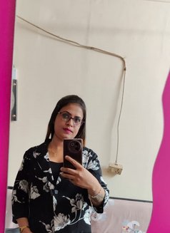 Sunaina Shinde - escort in Indore Photo 1 of 1