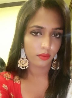 Sunaina - Transsexual escort in Kolkata Photo 1 of 16
