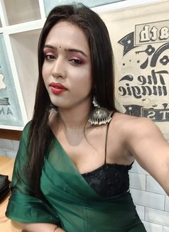 Sunaina - Transsexual escort in Kolkata Photo 13 of 16